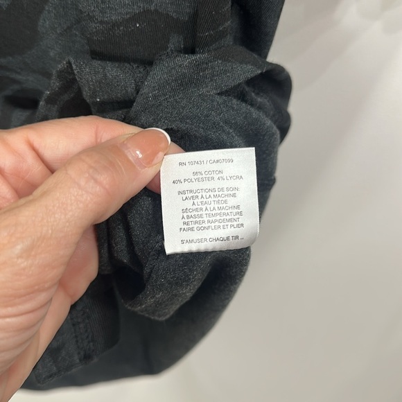 LINKSOUL Men’s Printed Delray Polo Black Heather Monstera size XXL. NWT. - Picture 9 of 12